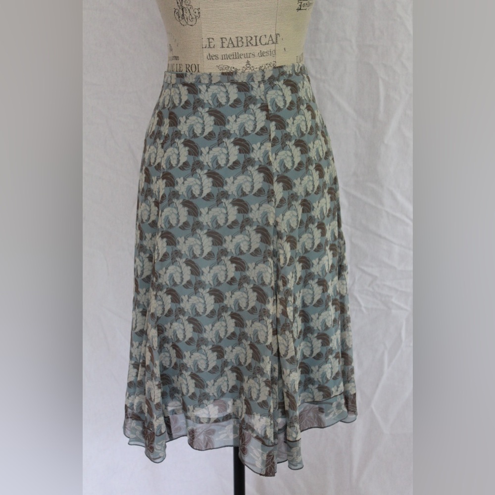 Vintage Max Studio Blue and Brown Floral Silk Skirt - Size Large